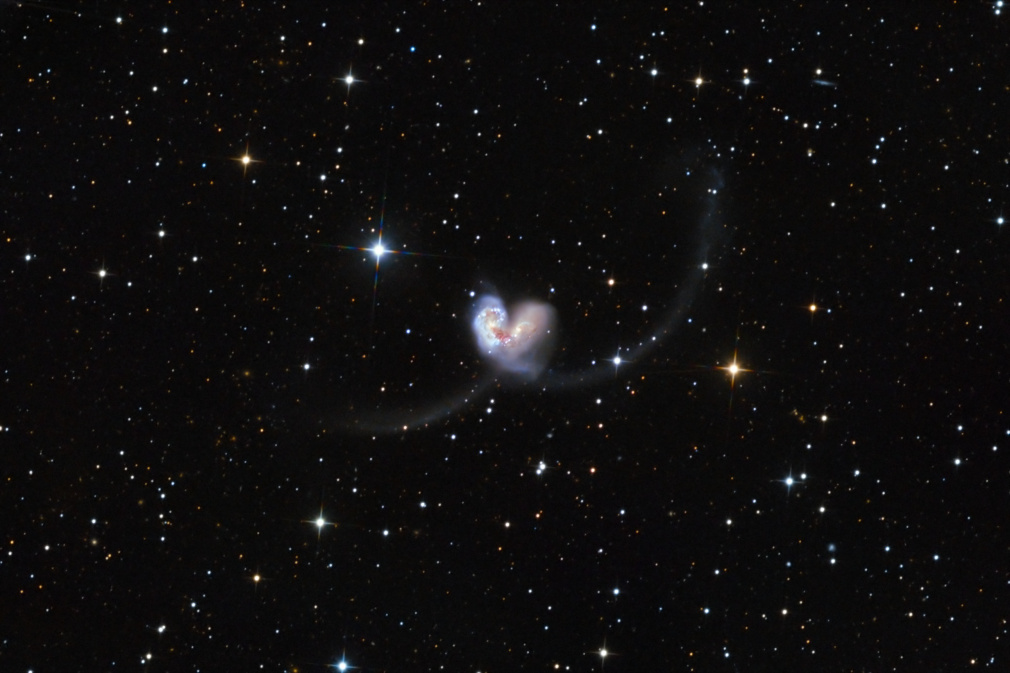 A Csáp-galaxisok - NGC 4038-39