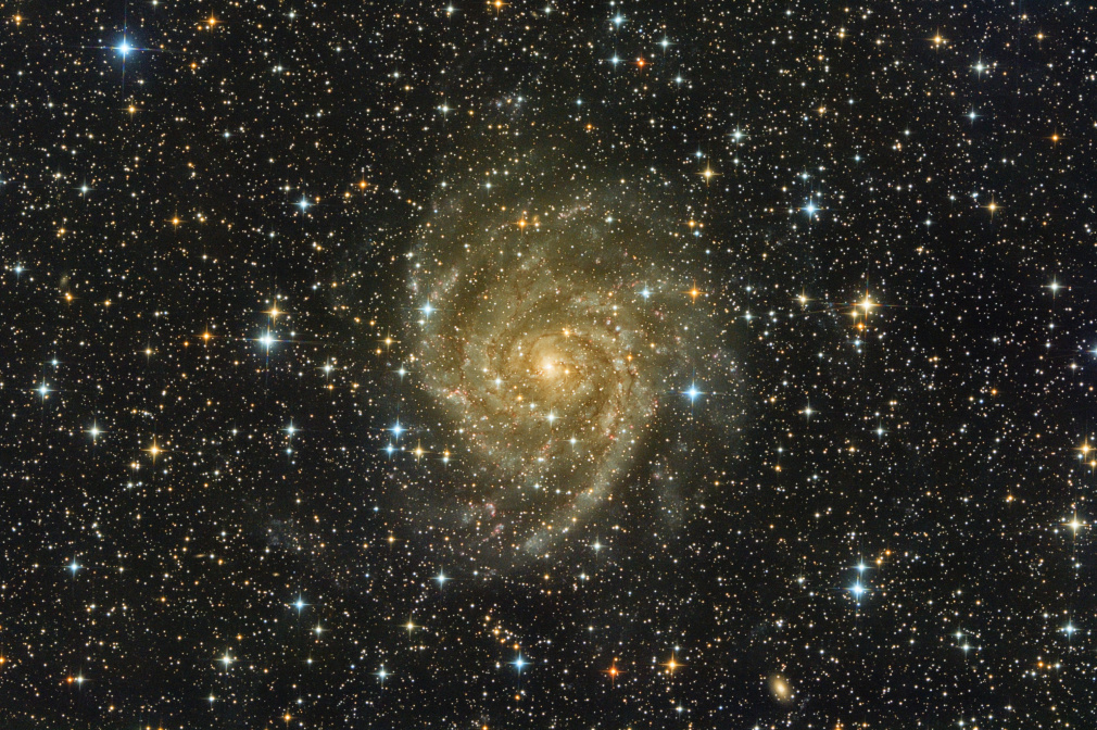 A Rejtett-galaxis - IC 342