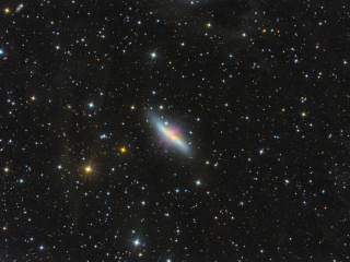 A Szivar-galaxis - Messier 82