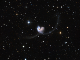 A Csáp-galaxisok - NGC 4038-39