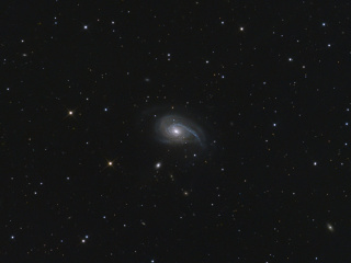 Egy különös galaxis - NGC 772